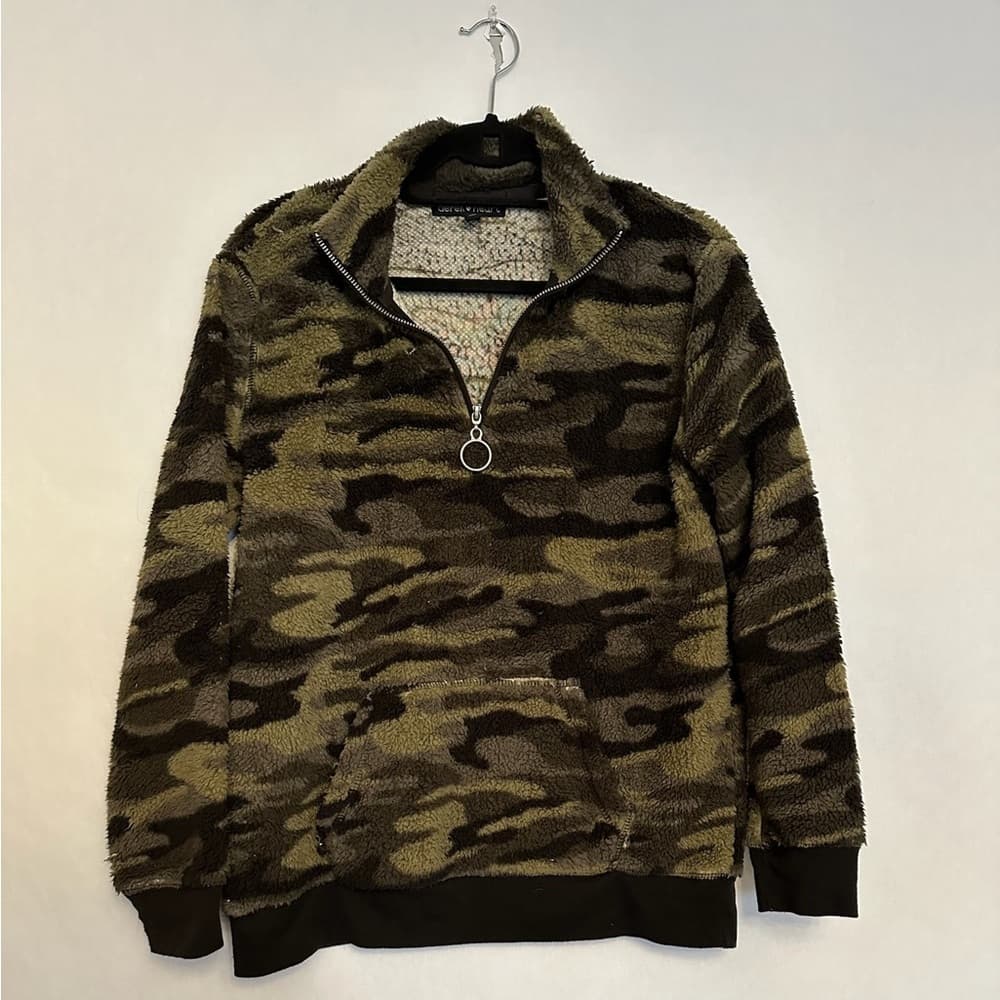 Derek Heart Camo Sherpa 1/4 Zip Up Pullover with Front Pocket- Size Large - Thumbnail 5