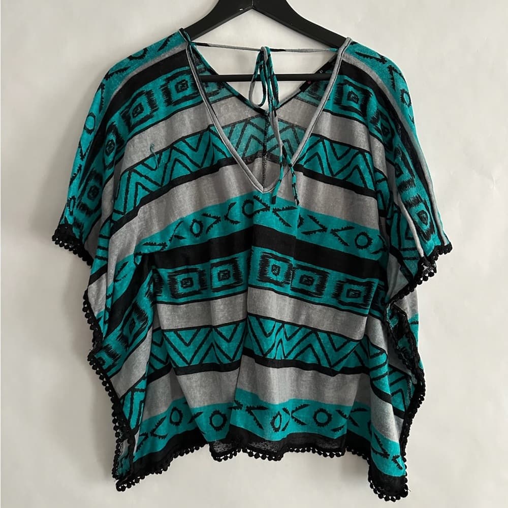 Aztec Print Teal Black & Gray Slightly Sheer Poncho Top Size Medium - Thumbnail 3