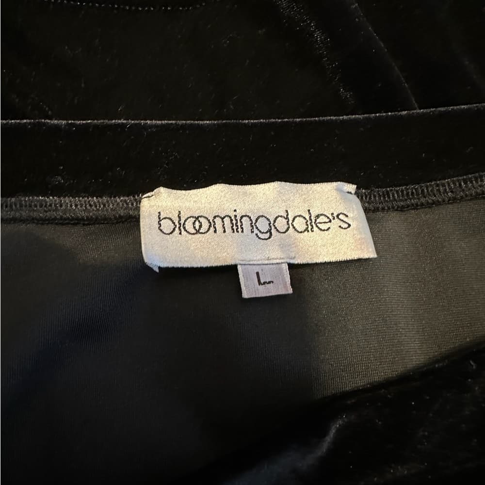 Bloomingdale’s Black Bandeau Crop Tube Top Velvet-like Minimalist Size Large - Thumbnail 4