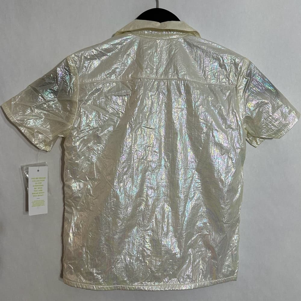 NWT BP Iridescent Short Sleeve Button Up Shirt Size 3 Holographic Cropped - Thumbnail 3