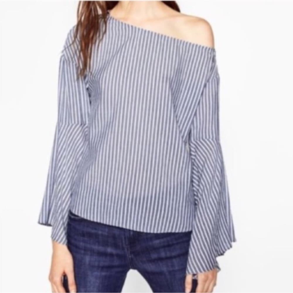 Zara Trafaluc Collection Blue White Stripe Seersucker Bell Sleeve Top Medium - Thumbnail 11