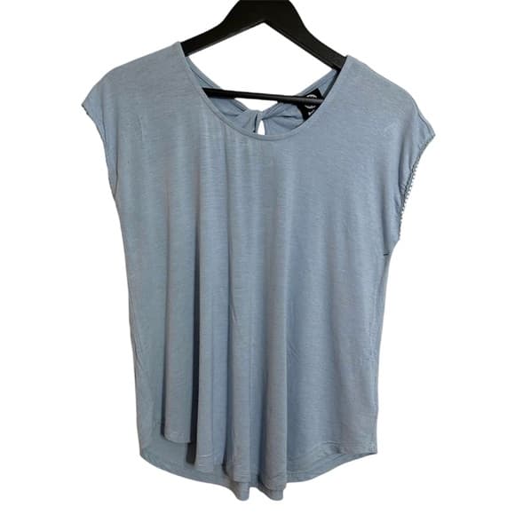 NWT Bobeau Light Blue Top Scallop Lace Trim Twist Keyhole Back Size Small - Thumbnail 7