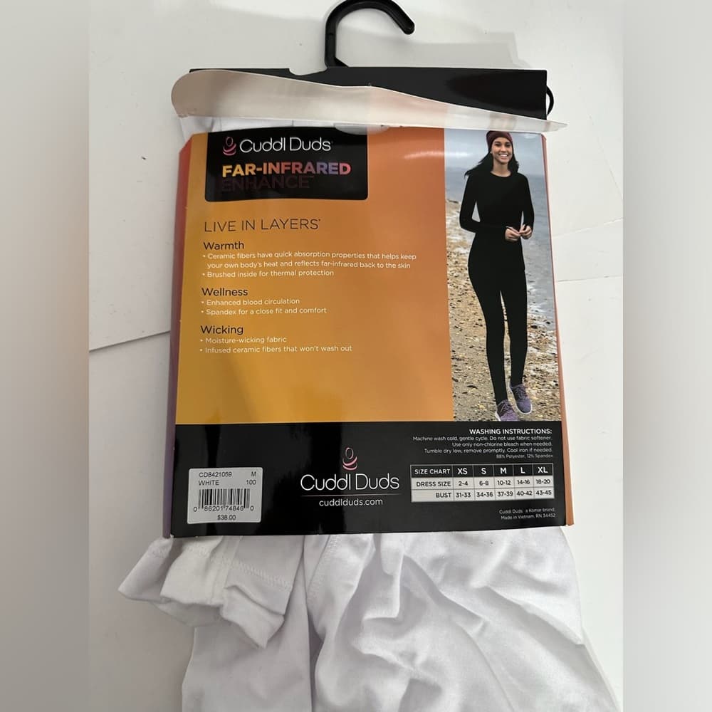 NWT Cuddl Duds Far-Infrared Enhance Long Sleeve Crew Thumbholes Womens Medium - Thumbnail 5