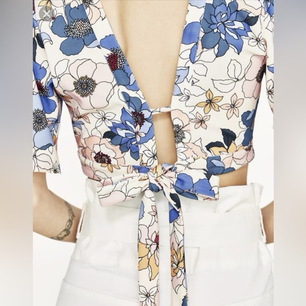 Zara Floral Tie Crop Top Blue Peach Print Flutter Sleeve Medium Blogger Fav - Thumbnail 3