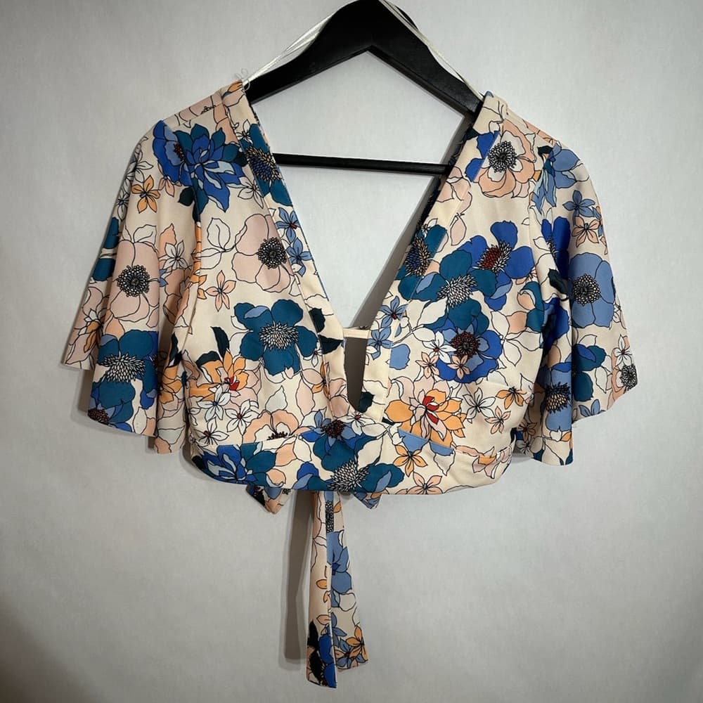 Zara Floral Tie Crop Top Blue Peach Print Flutter Sleeve Medium Blogger Fav - Thumbnail 12