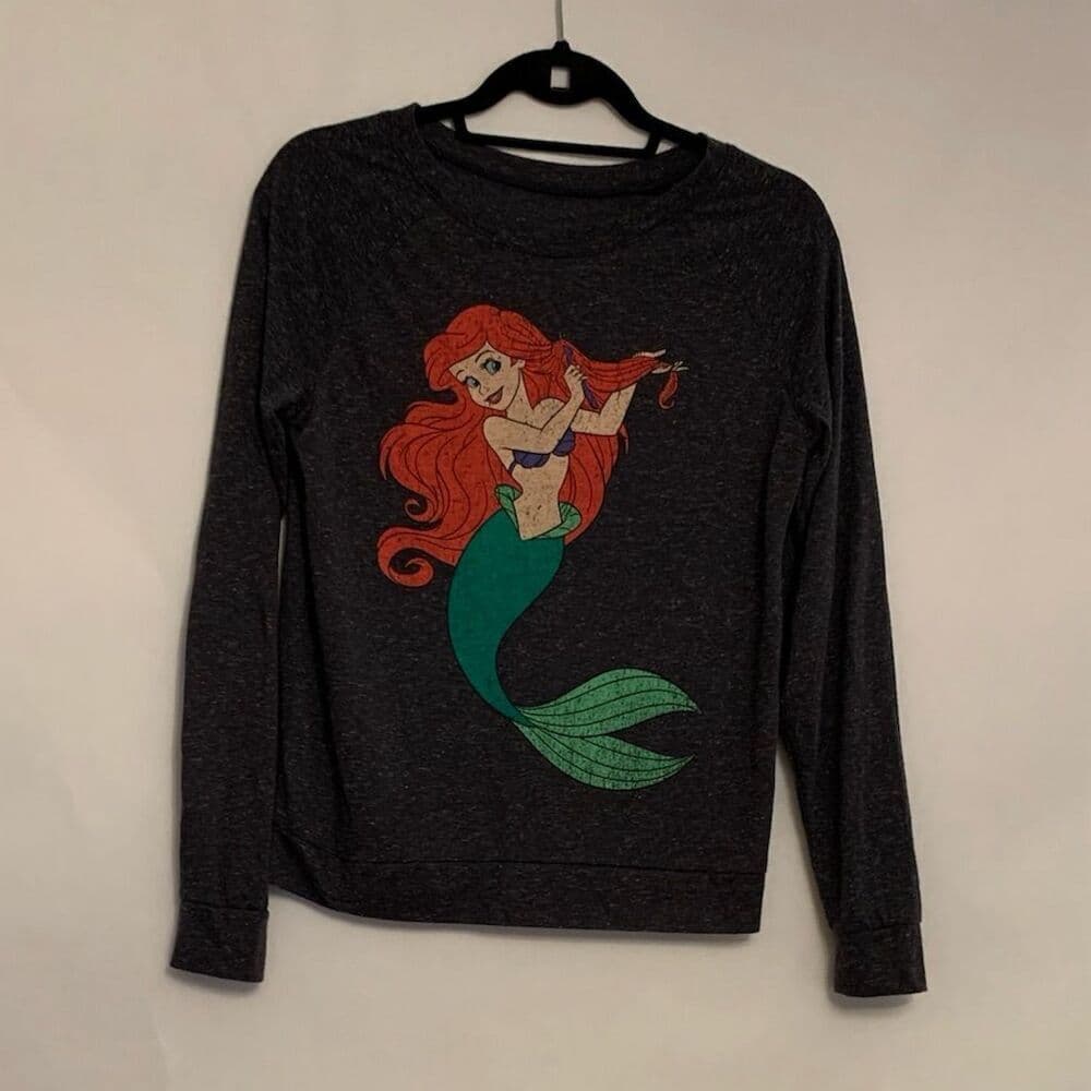 Disney The Little Mermaid Ariel Graphic Long Sleeve Top Size Small Juniors - Thumbnail 2
