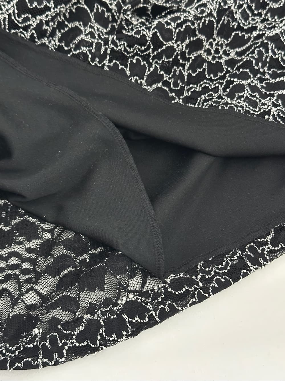 NWT Fashion Bug Black Lace Tank Lined Stretch Boho Chic Y2K Small Romantic - Thumbnail 6