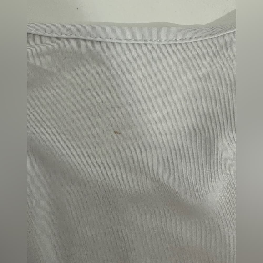 White Long Sleeve Keyhole Cutout Crop Top Possibly XS - SEE MEASUREMENTS - Thumbnail 3