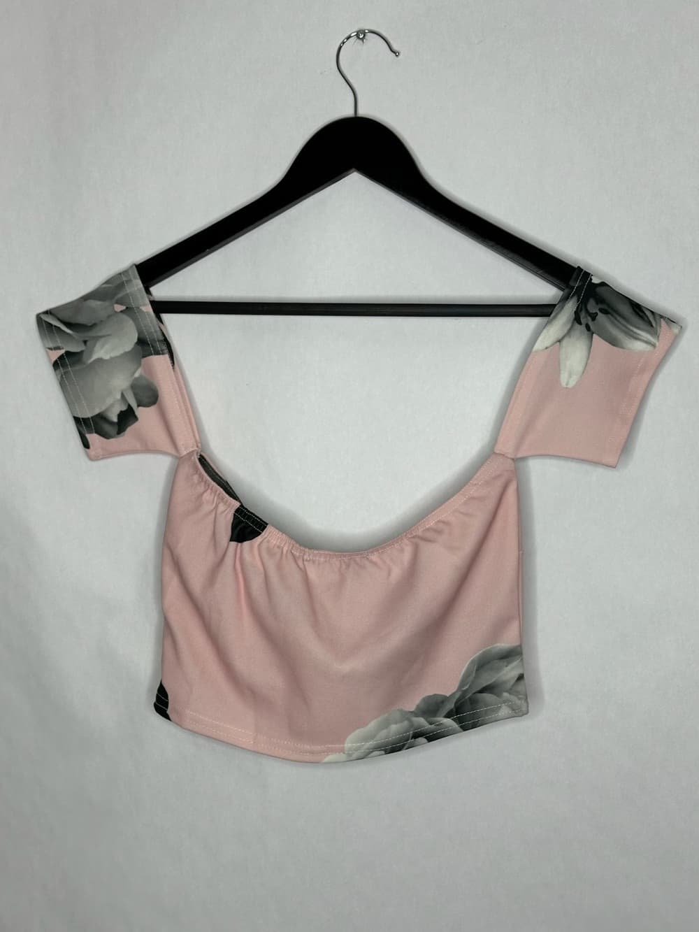 NWT Lustre Pink Floral Off Shoulder Crop Top Coquette Party Size US 8 Baddie - Thumbnail 3