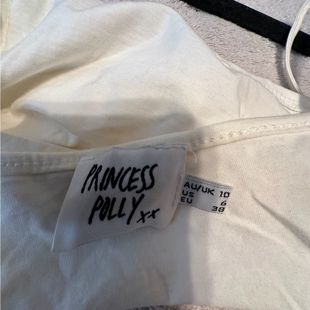 Princess Polly Tilly Top Cropped in Off White Size US 6 - Thumbnail 7