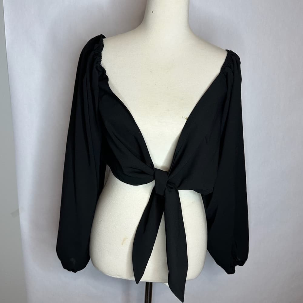 Hers & Mine Black Long Sleeve Front Tie Crop Top Size Small - Thumbnail 4
