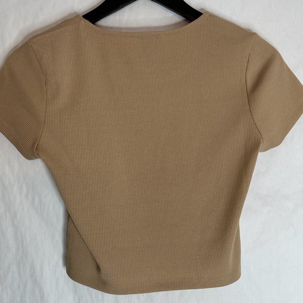 Princess Polly Classic Cropped Top in “Camel / Tan” Ribbed Size US 6 - Thumbnail 7