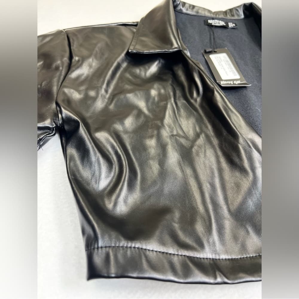 NWT NASTY GAL Women's Faux Leather Wrap Wide Sleeve Tie Crop Top Moto Chic Sz 10 - Thumbnail 4