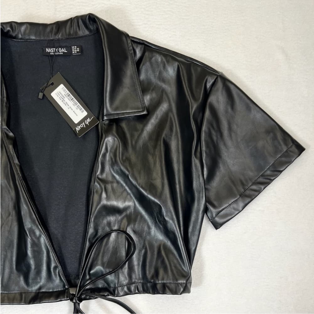 NWT NASTY GAL Women's Faux Leather Wrap Wide Sleeve Tie Crop Top Moto Chic Sz 10 - Thumbnail 3