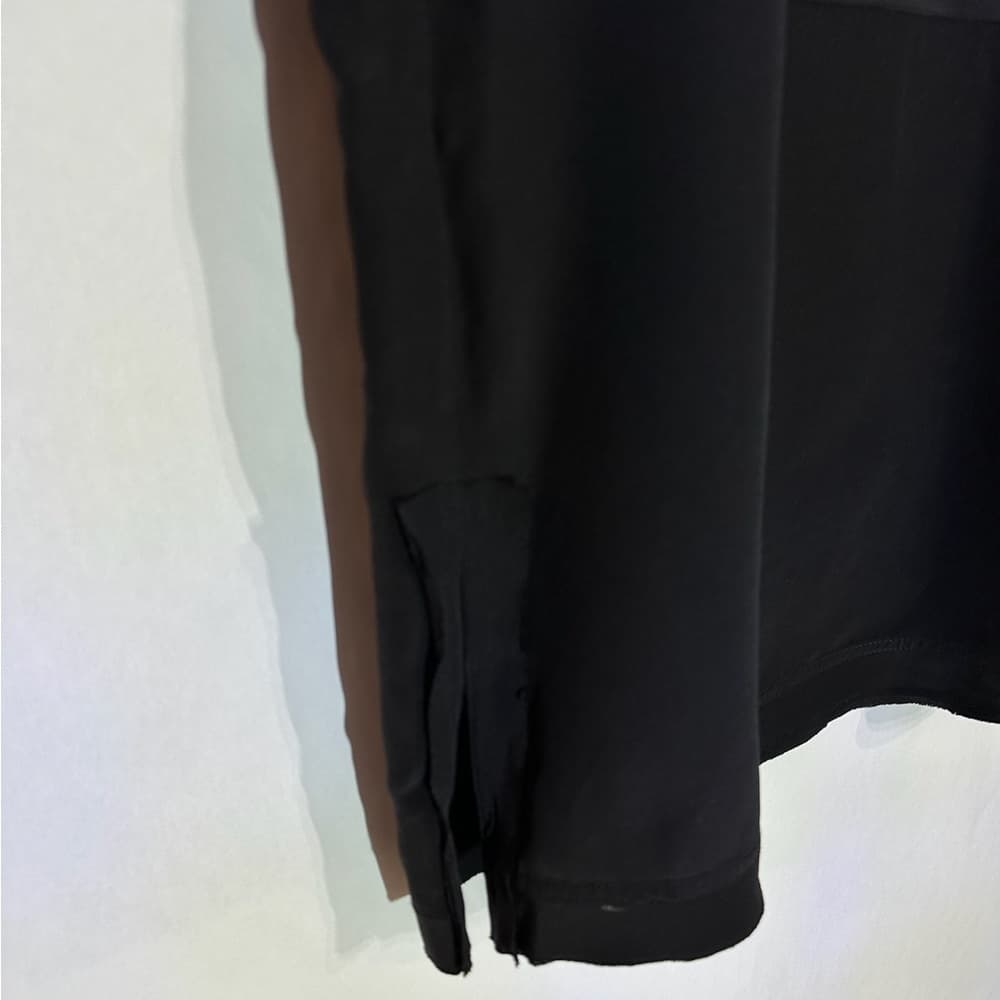 BCBGMaxAzria Black Cato Long Sleeve Tunic Style V-Neck Blouse Size Medium - Thumbnail 3