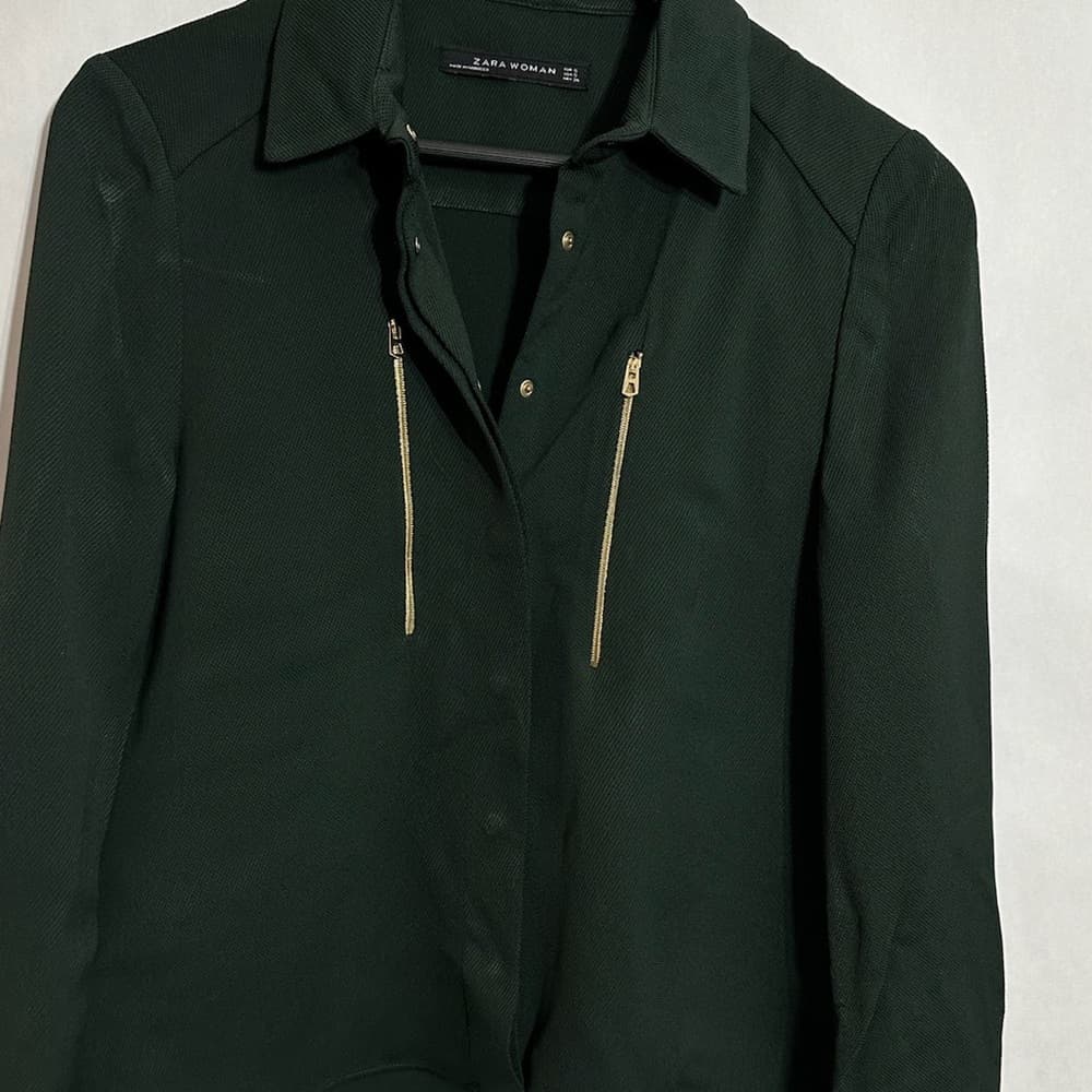 Zara Woman Forest Green Zip Detail Blouse Size XS Gold Hardware - Thumbnail 3