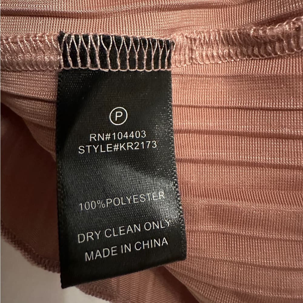 J.O.A. Los Angeles Revolve Pleated Mock Neck Velvet Top Baby Pink Size Small JOA - Thumbnail 6