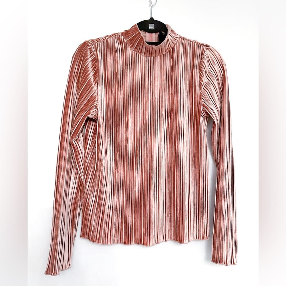 J.O.A. Los Angeles Revolve Pleated Mock Neck Velvet Top Baby Pink Size Small JOA - Thumbnail 5
