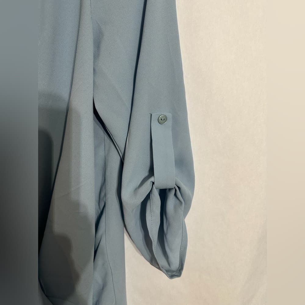 NWT Interstyle Light Blue Crepe Wrap Blouse Soft Drape Roll Sleeve Size Small - Thumbnail 2
