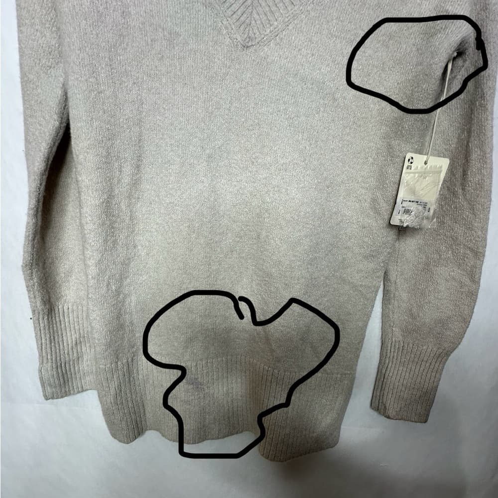 A.N.A A New Approach Beige V-Neck Knit Sweater XS Neutral Minimalist SEE NOTES - Thumbnail 9
