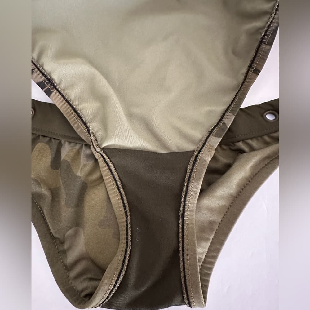 Lucky Brand Sailor Tattoo Army Camo Grommet Y2K Bikini Set - Size Large - Thumbnail 9