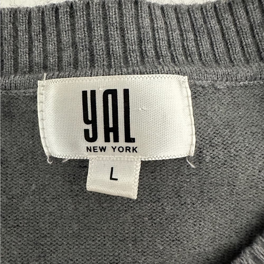 YAL New York Gray Stripe Sleeve Layered Faux Shirt Hem Sweater Size Large - Thumbnail 2