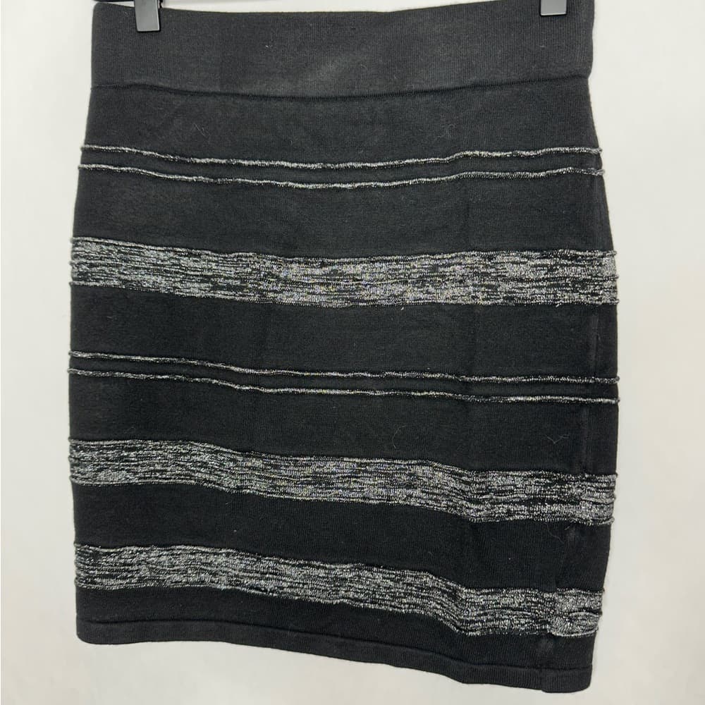 Rock & Republic Black Silver Metallic Stripe Bodycon Skirt Y2K Size Small Glam - Thumbnail 5