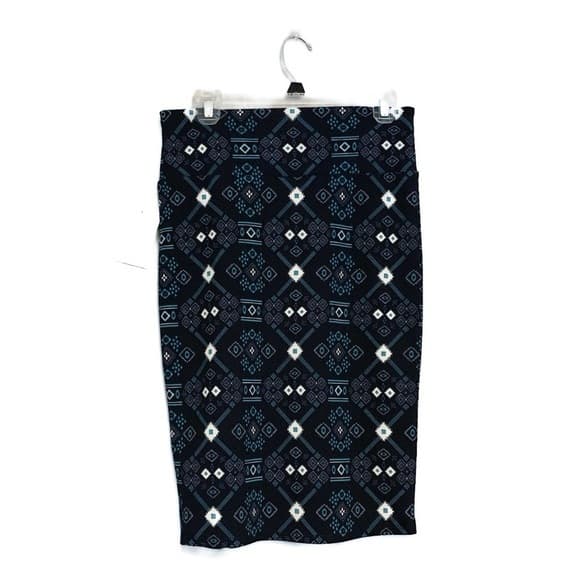 NWT LuLaRoe Cassie Pencil Skirt Geometric Tribal Print Stretch Medium (10-12) - Thumbnail 8