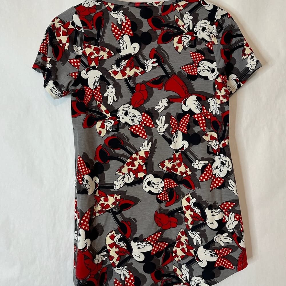 LuLaRoe Disney Minnie Mouse Classic Tee T-Shirt XS (2-4) Girlhoodcore Princess - Thumbnail 4