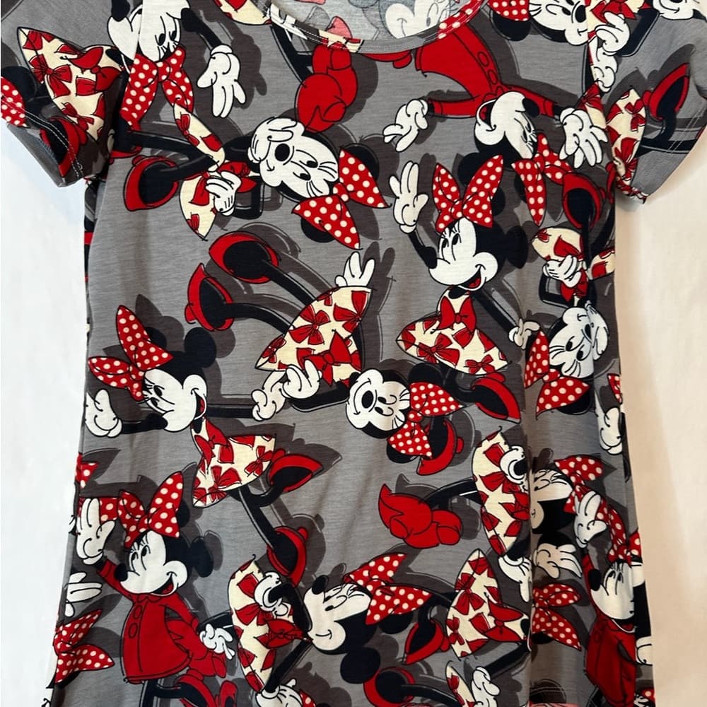 LuLaRoe Disney Minnie Mouse Classic Tee T-Shirt XS (2-4) Girlhoodcore Princess - Thumbnail 5