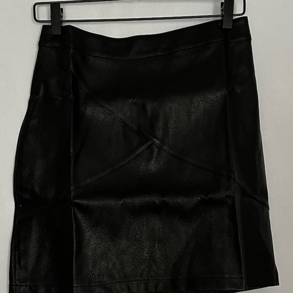 NWT Zeagoo Faux Leather High Waist Classic Slim Bodycon Black Mini Skirt Medium - Thumbnail 14