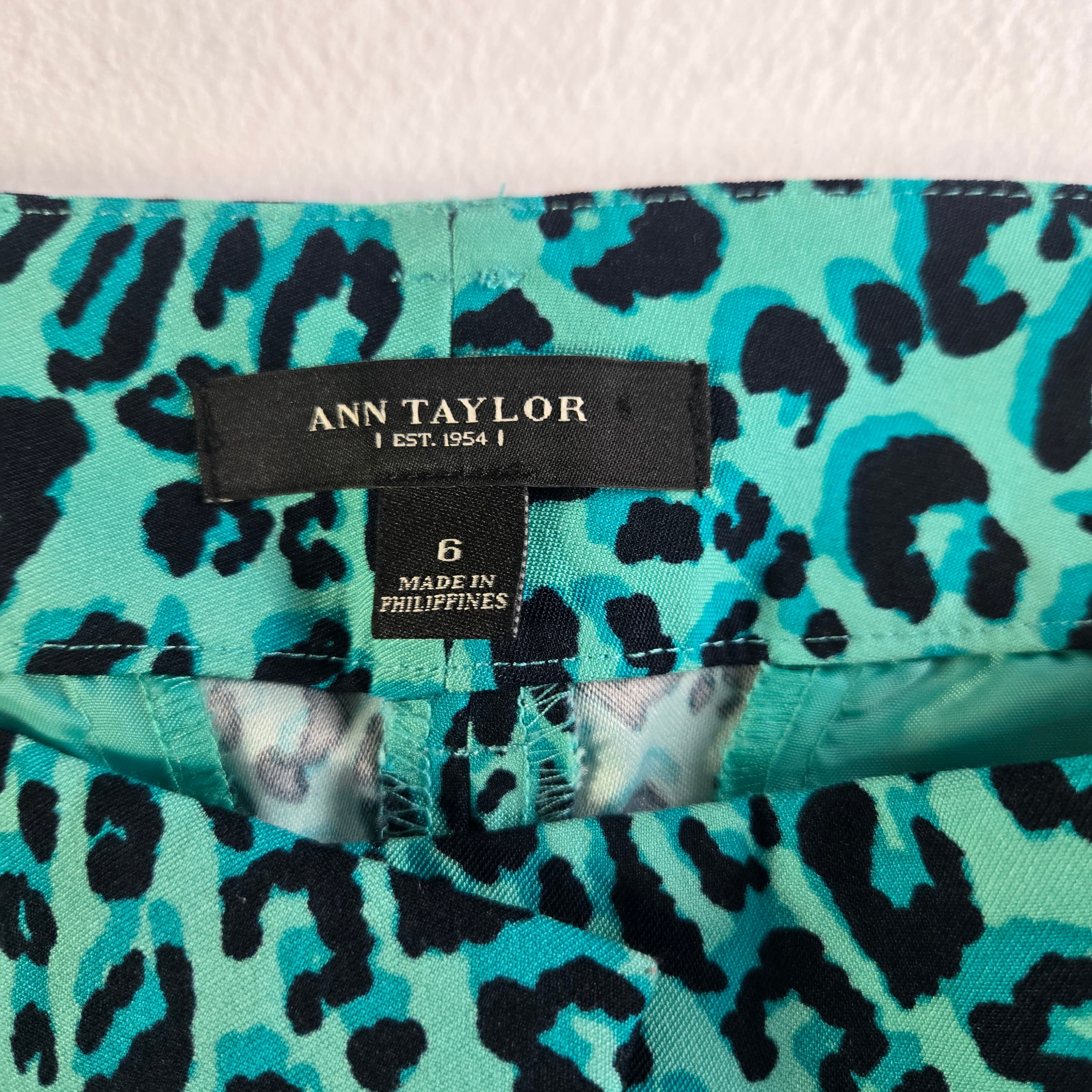 Ann Taylor Leopard Print Pants Size 12 - Thumbnail 6