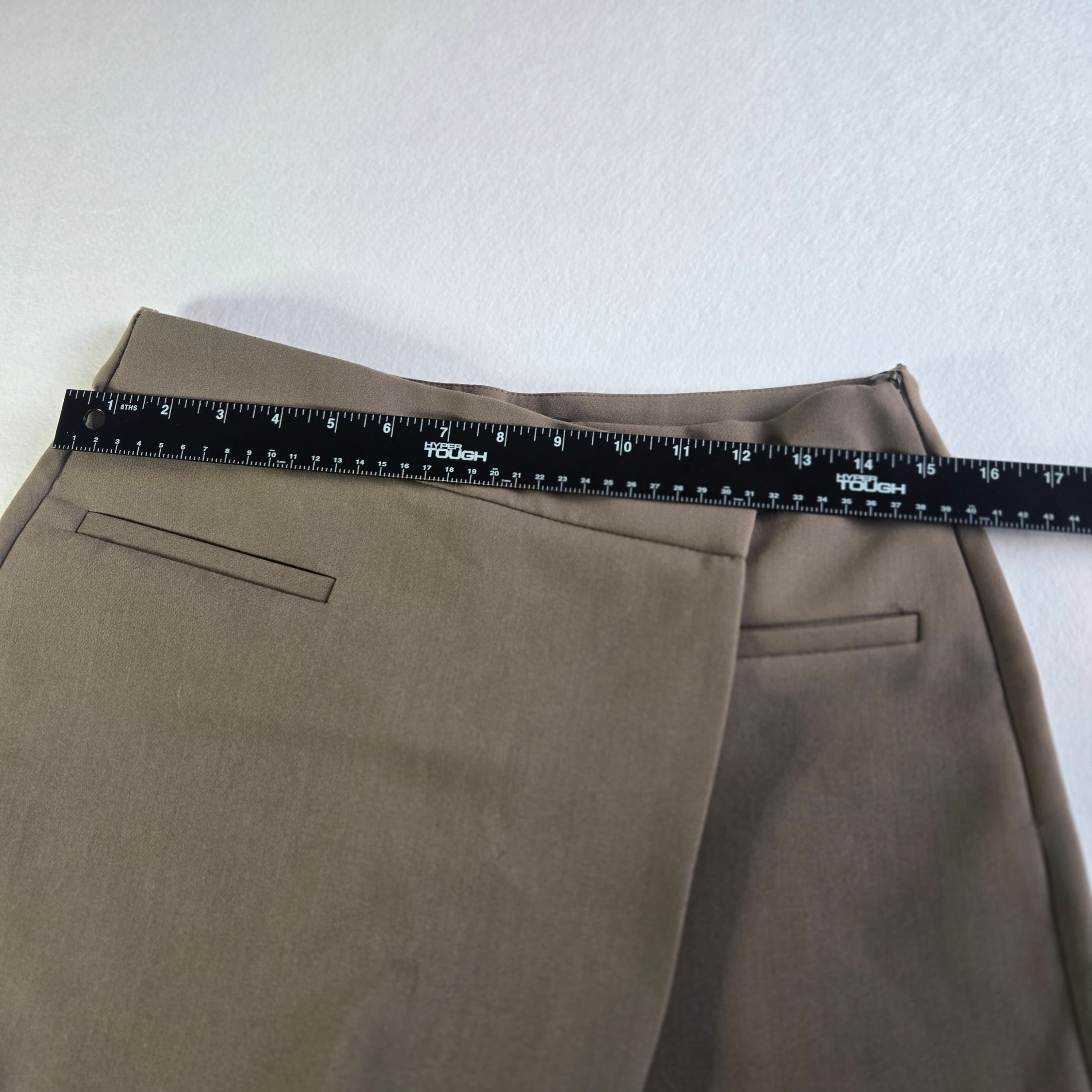 Women's Khaki Wrap Shorts with Side Zipper - Thumbnail 3