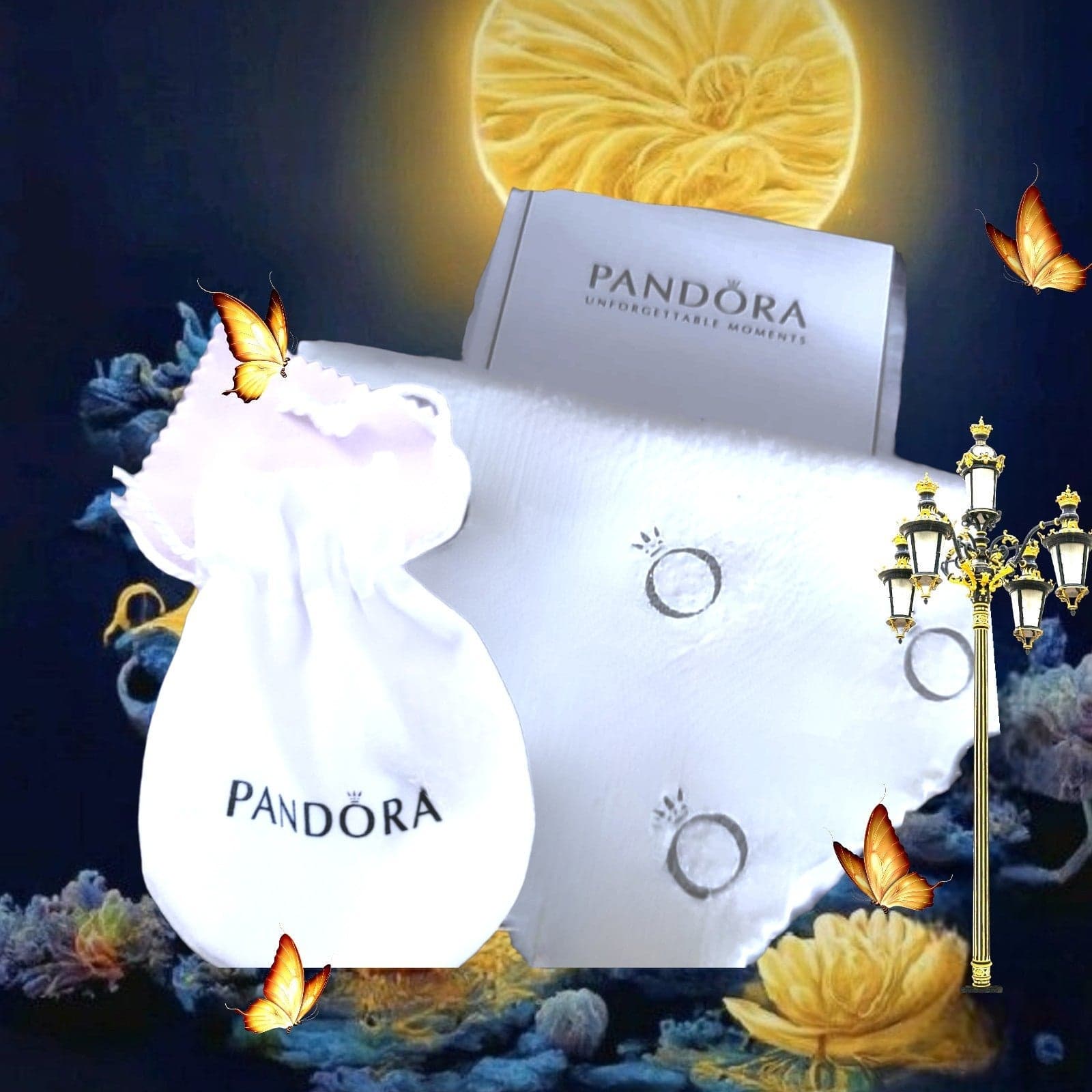 PANDORA Cinderella's Pumpkin Coach Charm Two Tone - Thumbnail 3