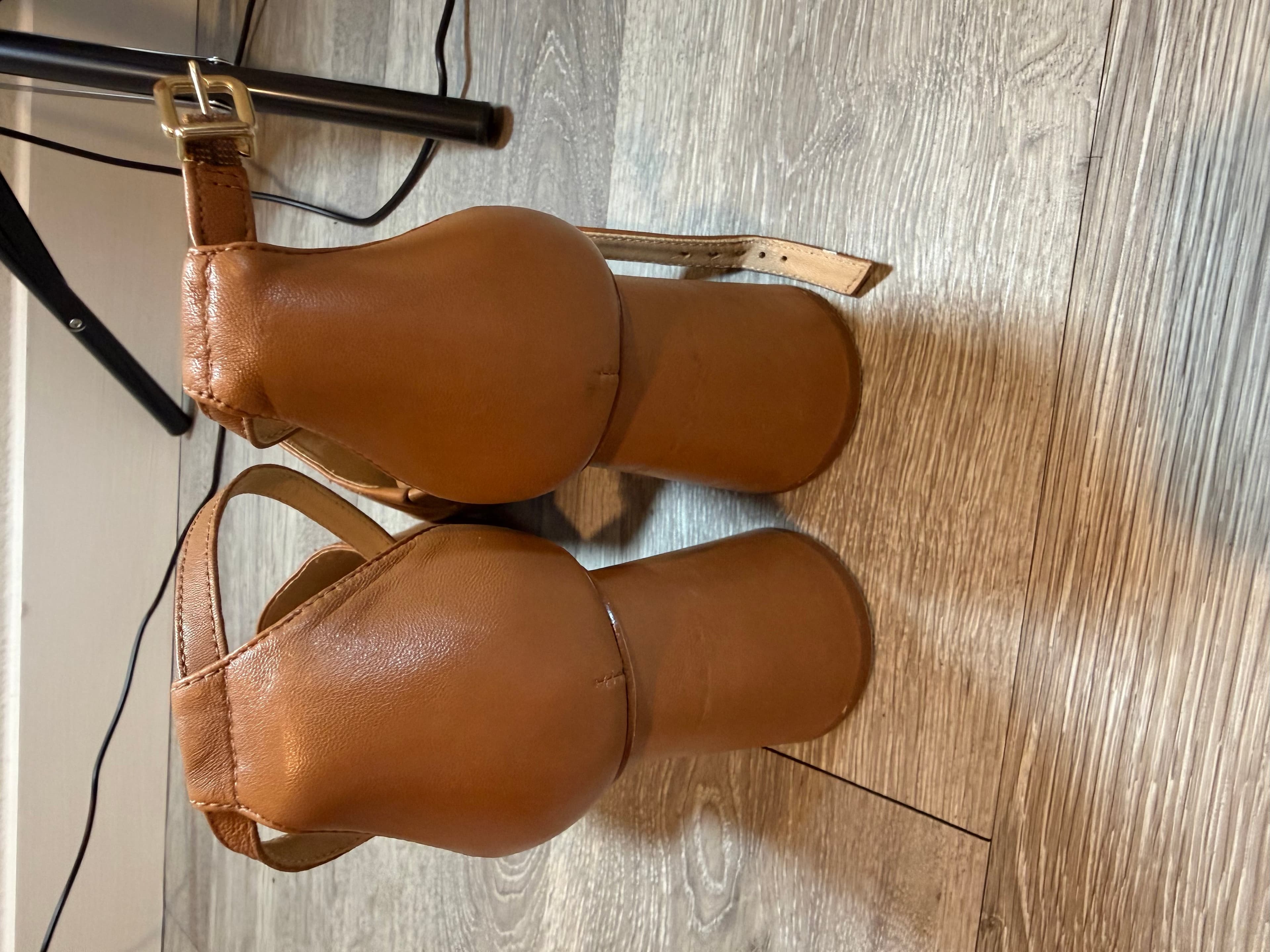 Antonio Melani Tan Leather Block Heel Sandals - Thumbnail 2