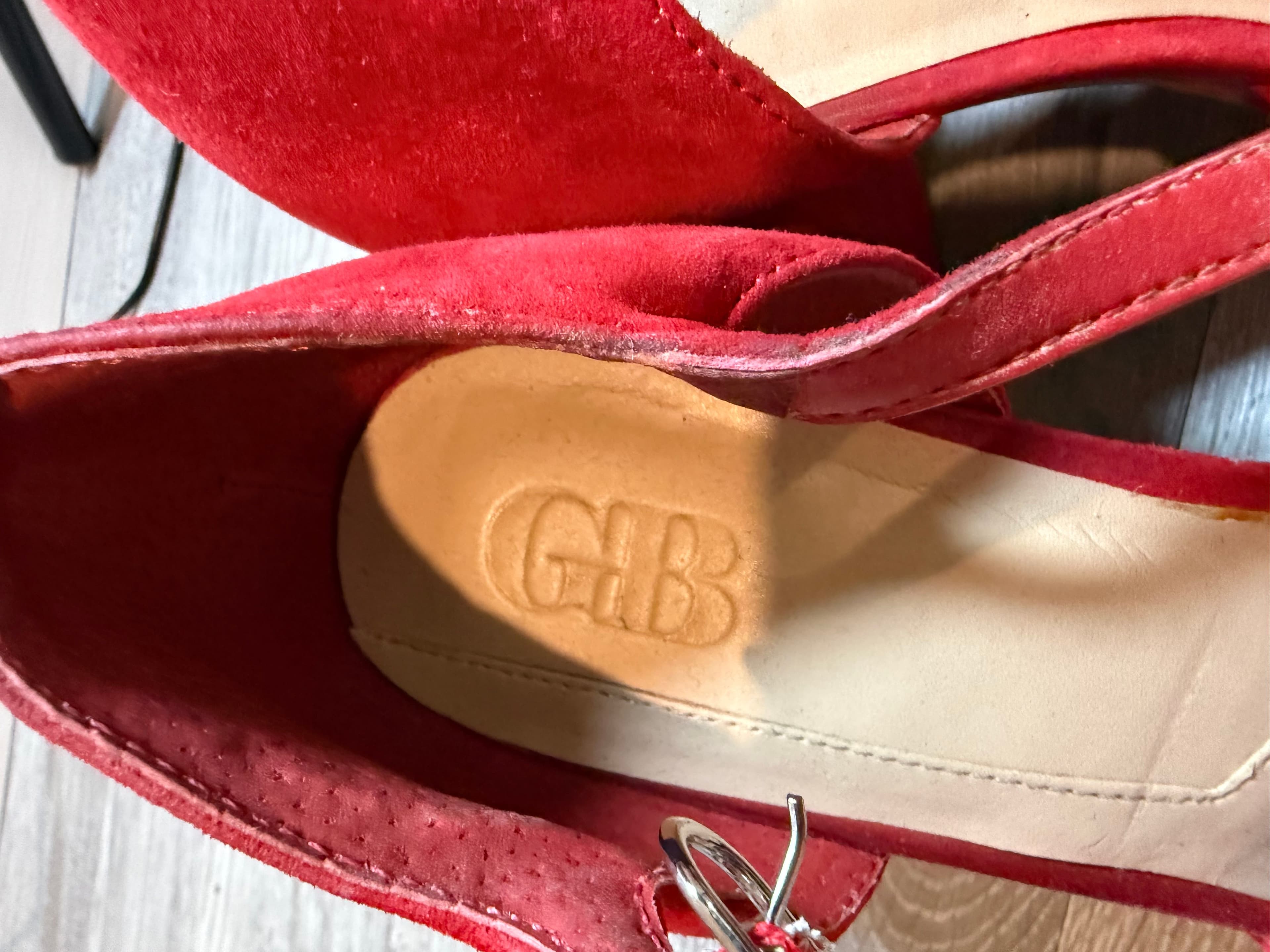 GHB Red Suede T-Strap Heels - Thumbnail 2