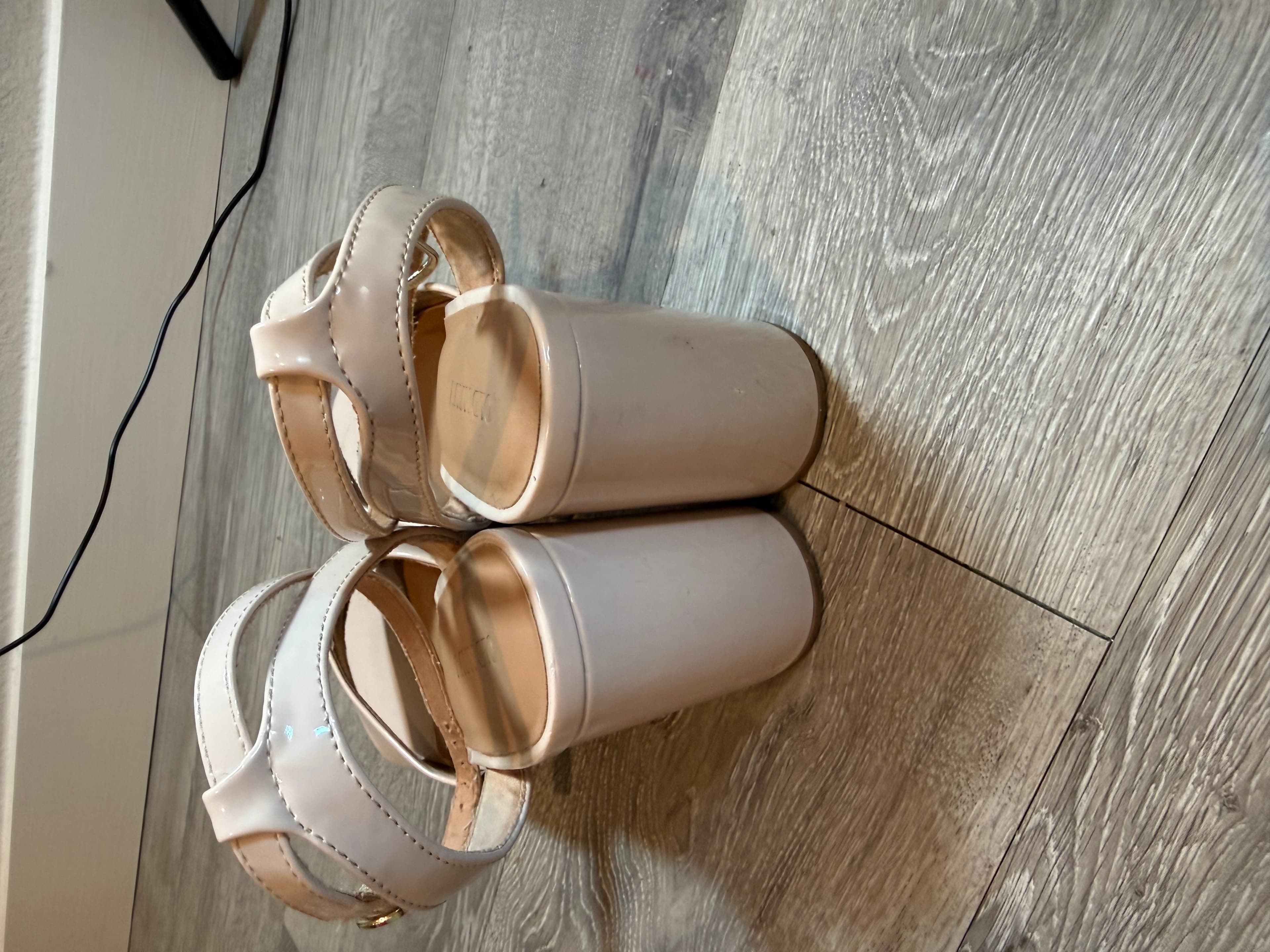 Old Navy Nude Block Heel Sandals with Ankle Strap - Thumbnail 2