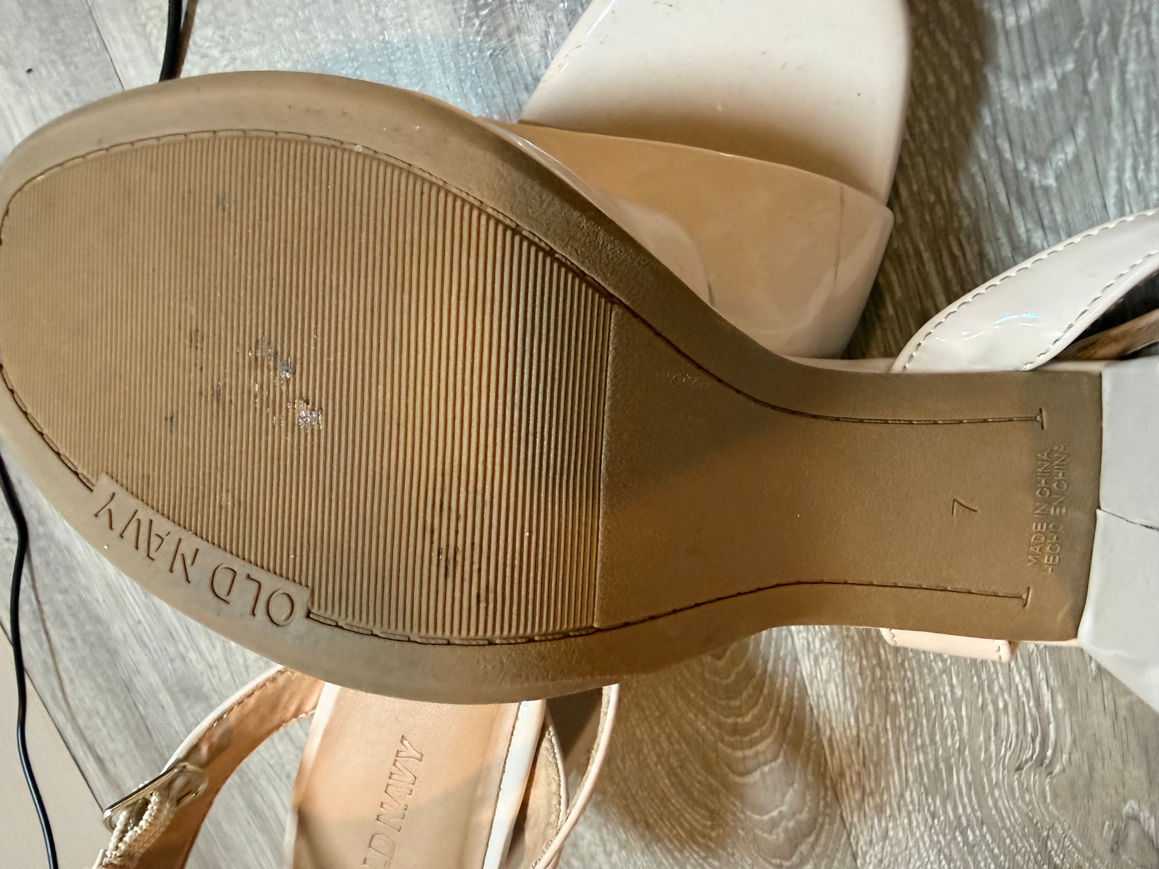 Old Navy Nude Block Heel Sandals with Ankle Strap - Thumbnail 4
