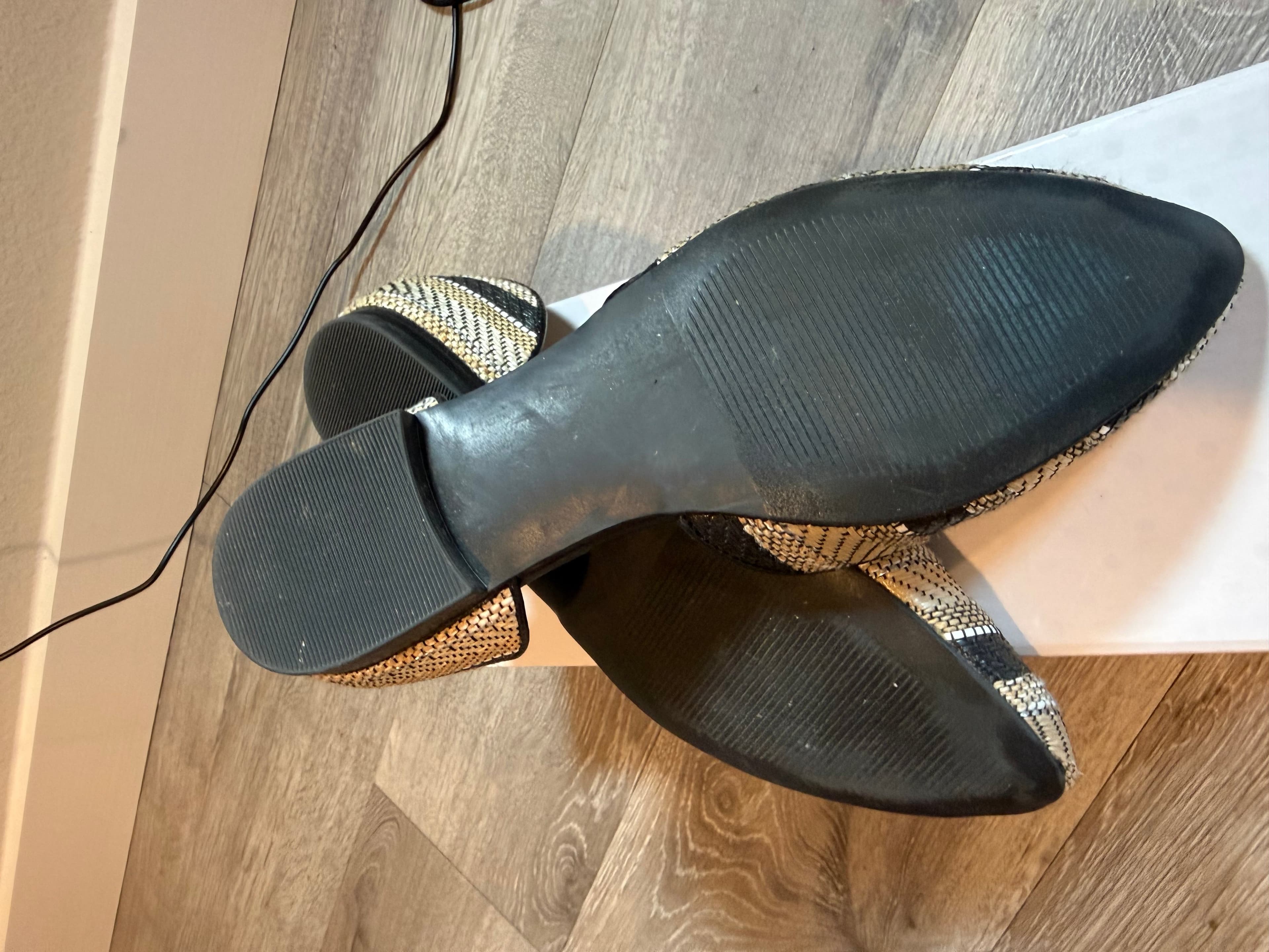 Isaac Mizrahi Women's Striped Flats Size 6.5 - Thumbnail 3