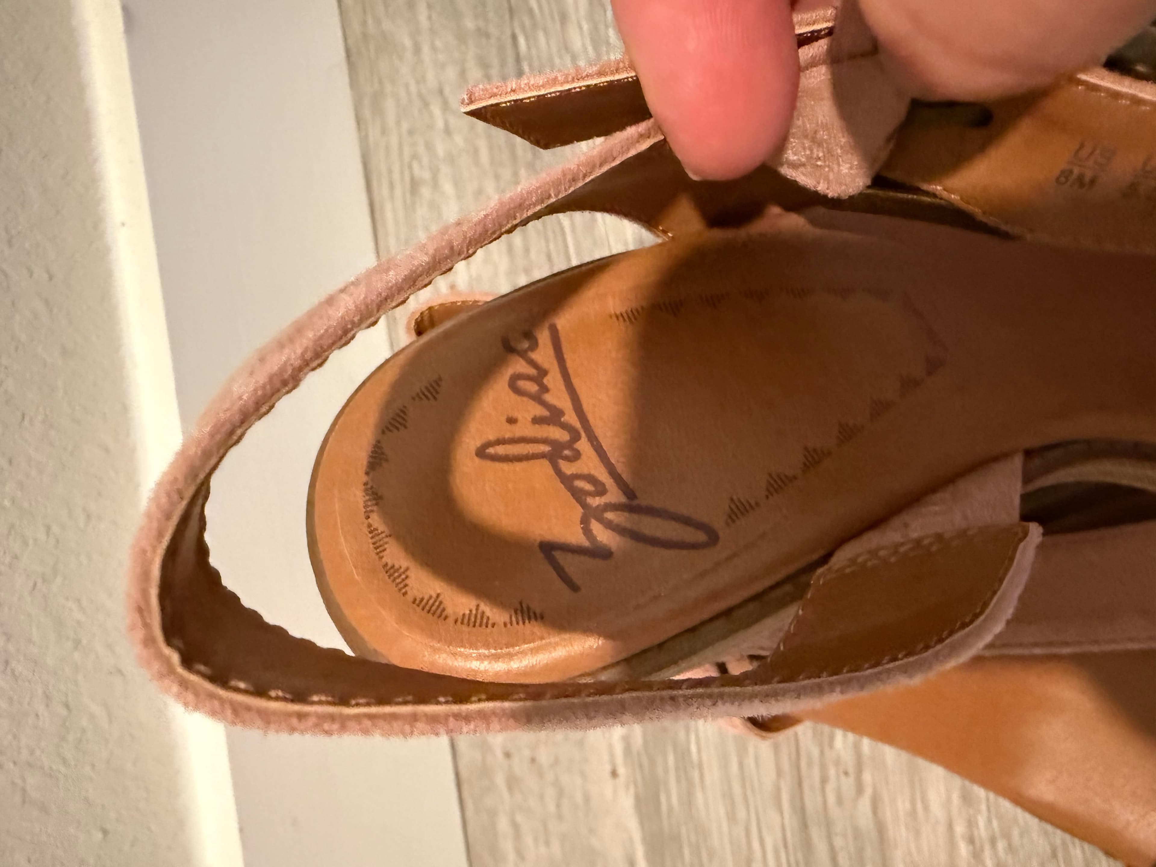 Zodiac Women's Sandals Size 8M Pink Suede - Thumbnail 2