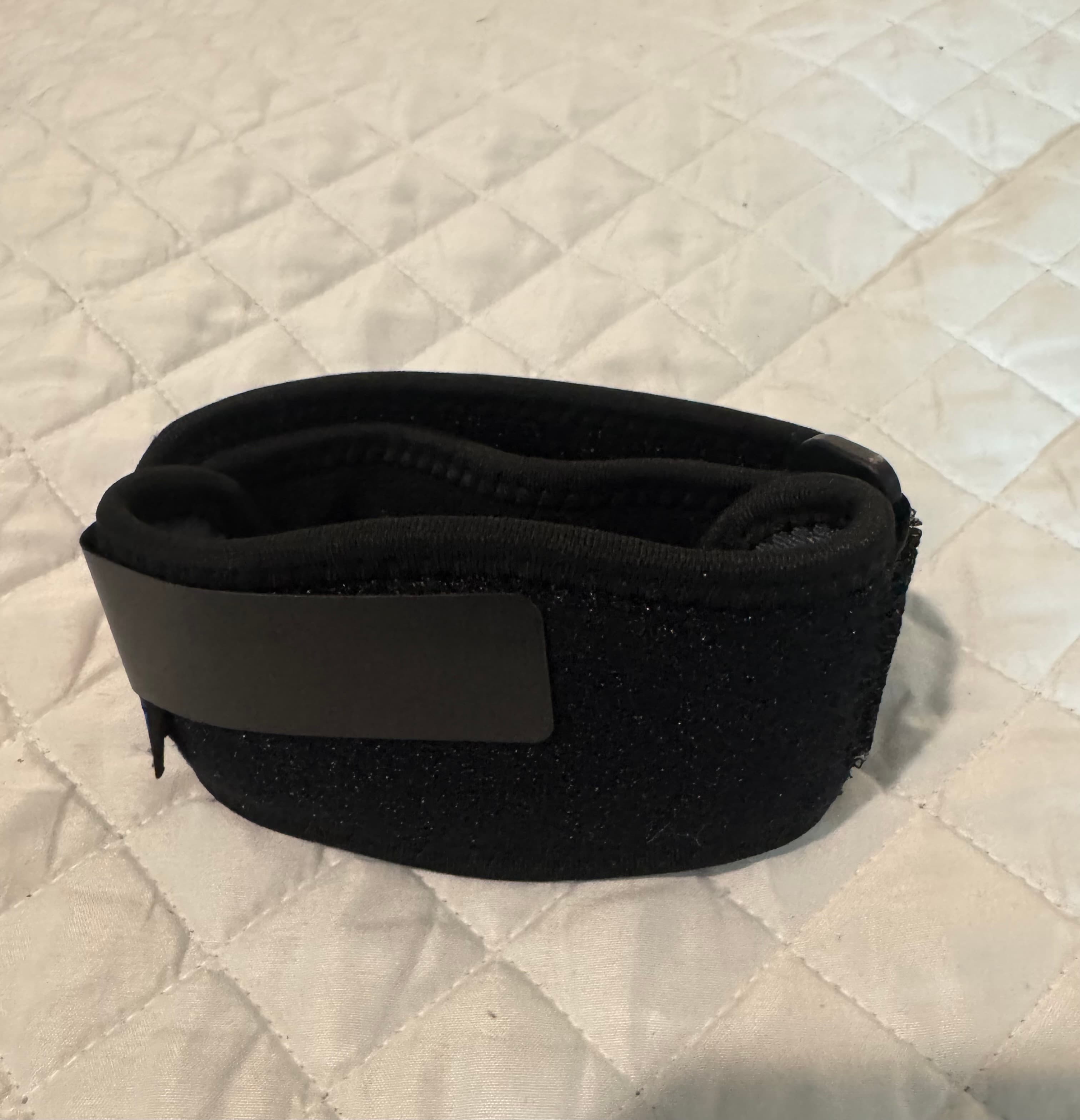 Black Adjustable Elbow Brace Support - Thumbnail 3