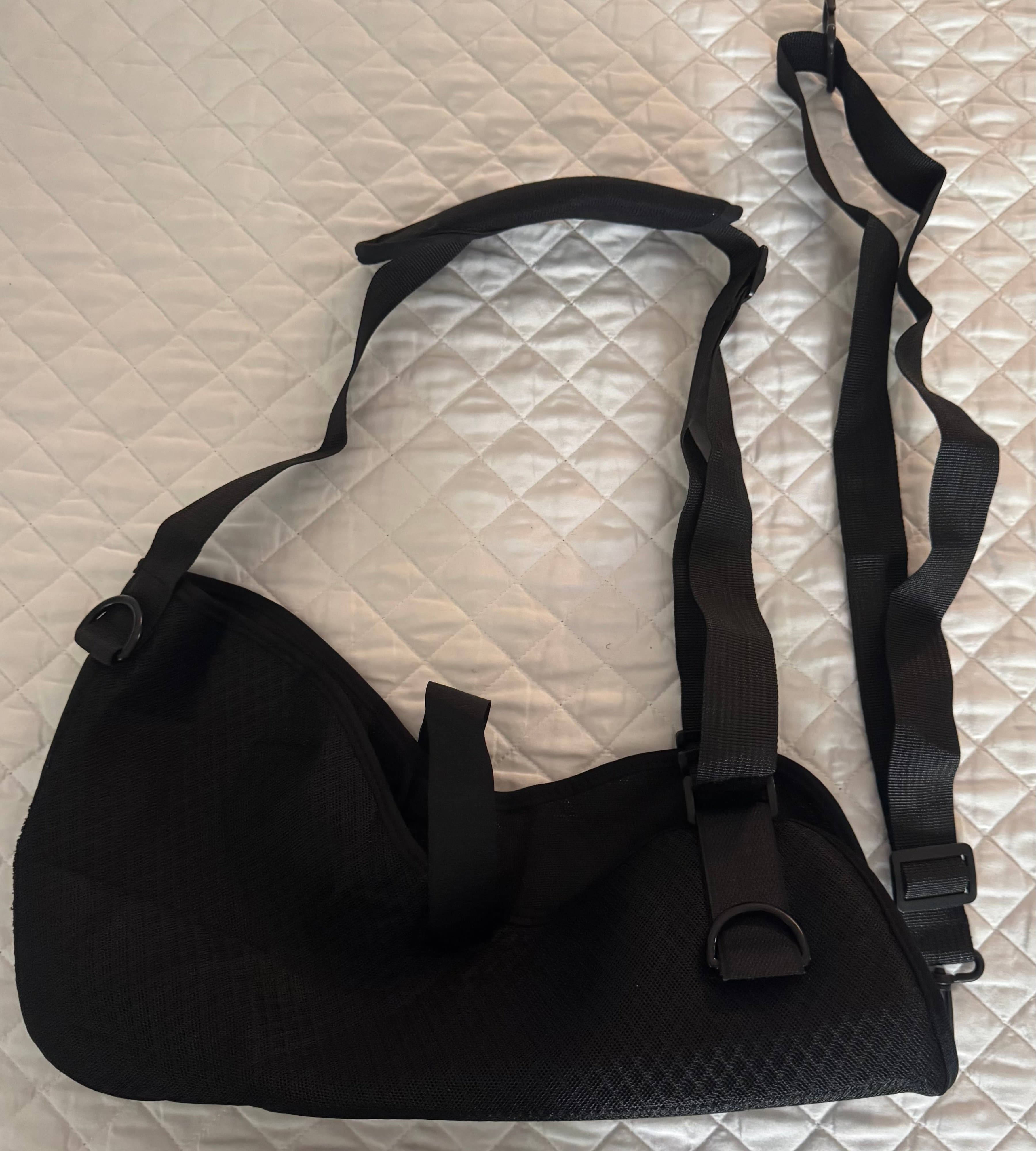 Black Adjustable Shoulder Sling - Thumbnail 2