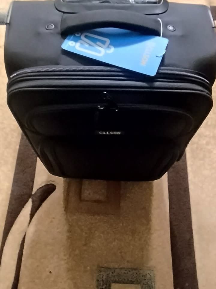 Cllson 20" Carry-On Luggage: Top Opening, USB Port, TSA Lock, Spinner Wheels - Thumbnail 2