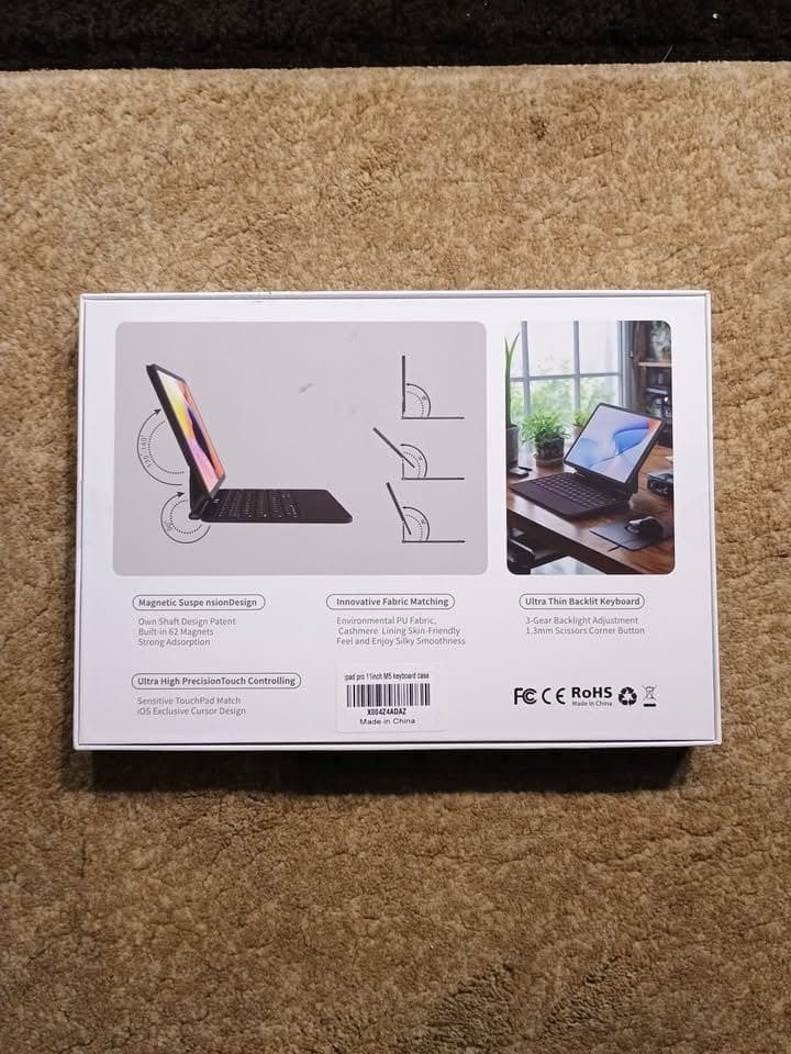 LAUDTEC iPad Pro 11" M5/M4 Magnetic Keyboard Case LCD Trackpad Backlit Black
