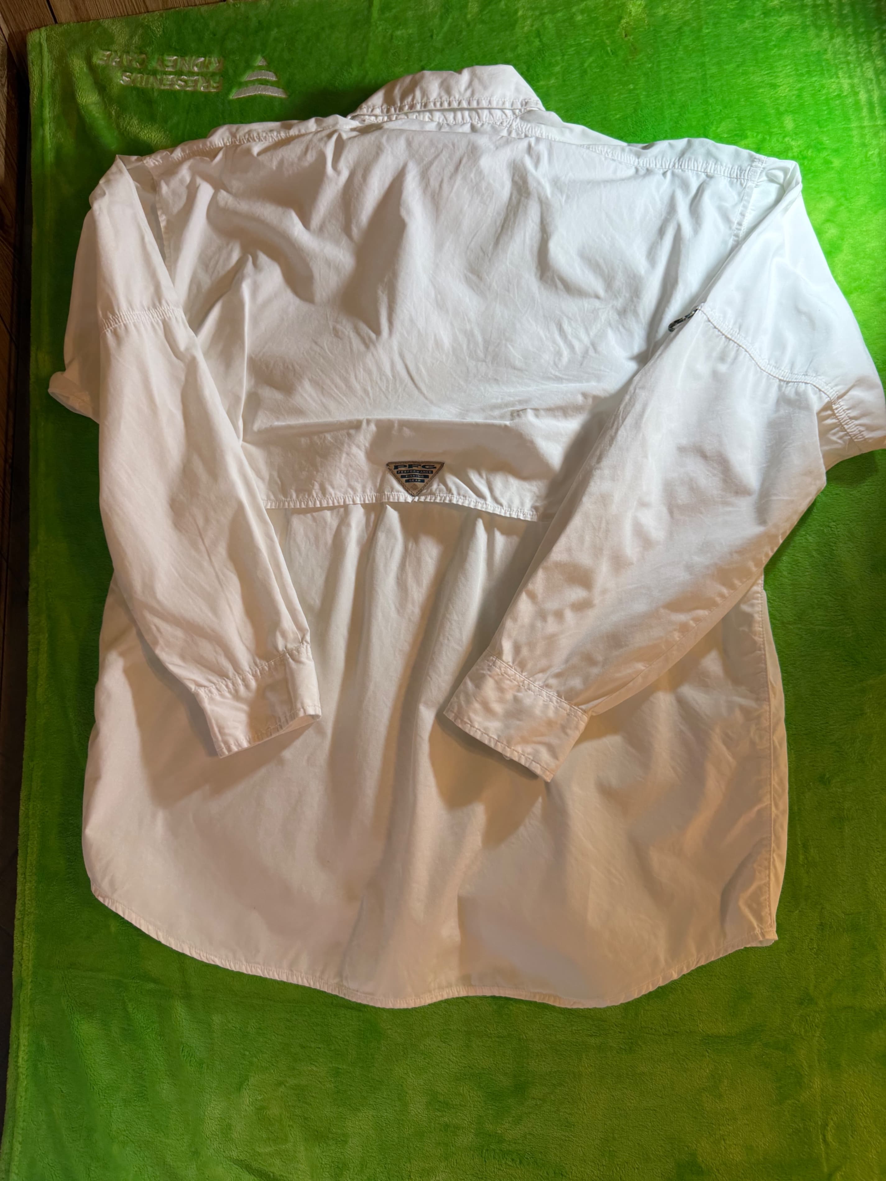 Columbia PFG Fishing Shirt Mens Medium White Long Sleeve Vented Button Up Cotton - Thumbnail 2