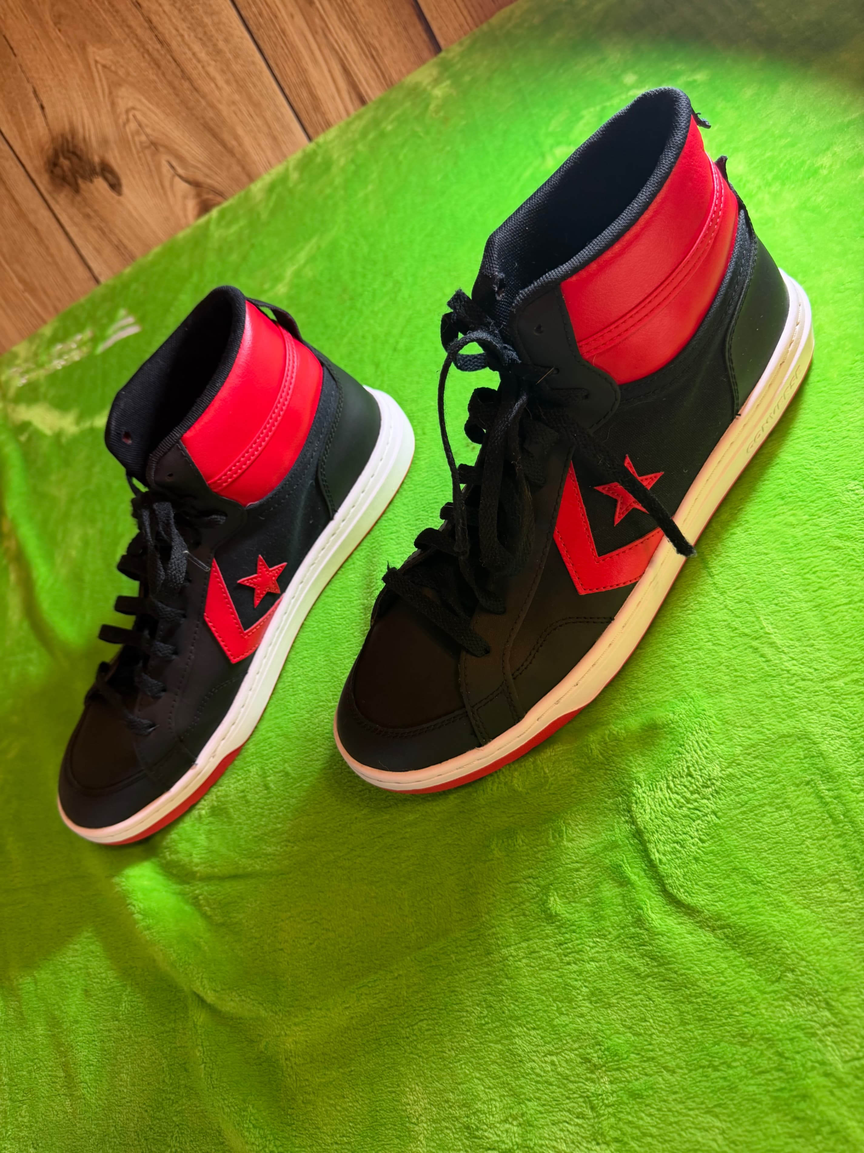 Converse Pro Leather Hi Top Mens 12 Black Red A01281C Bred Basketball Sneaker