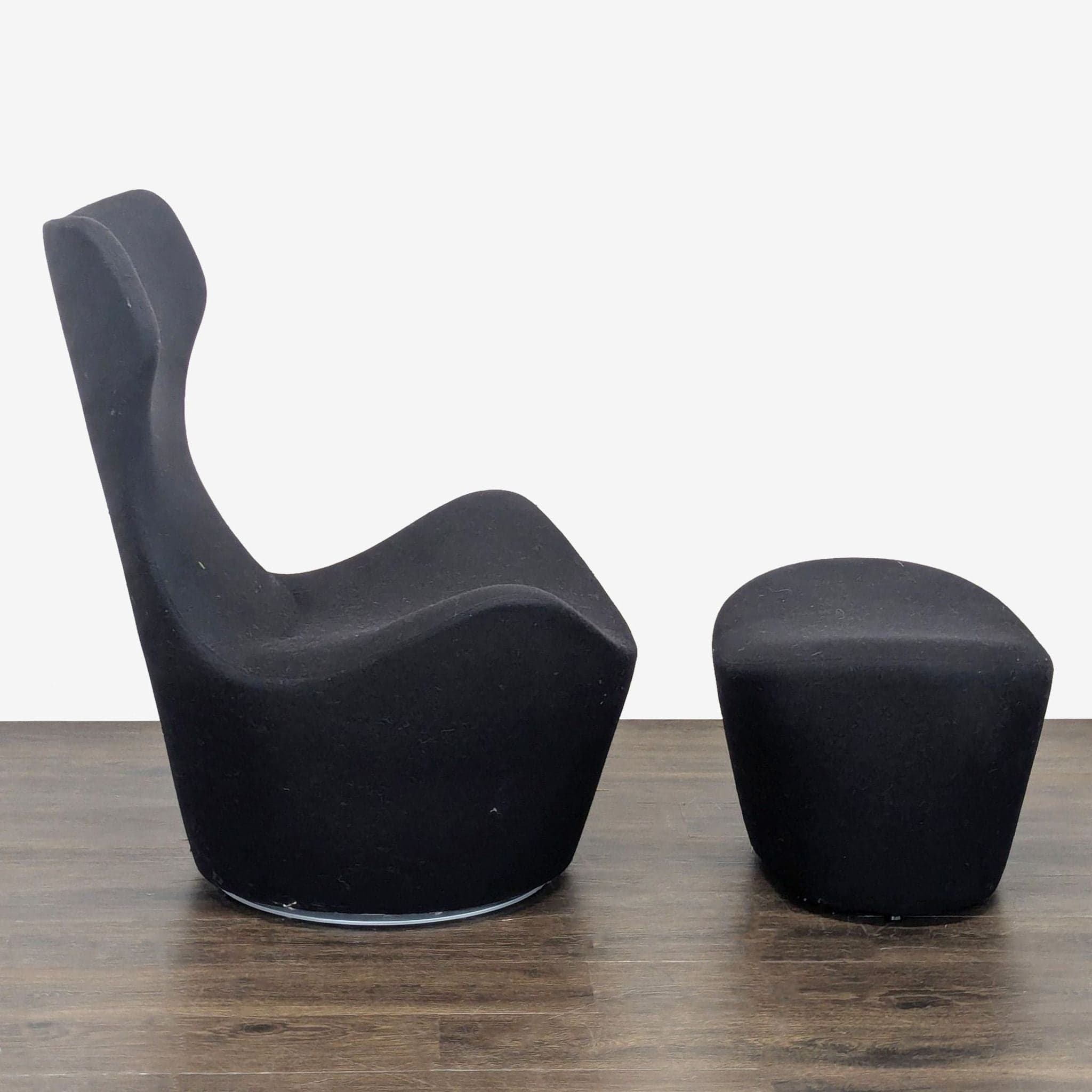 B&B Italia Grande Papilio Black Lounge Chair with Ottoman Set - Thumbnail 2