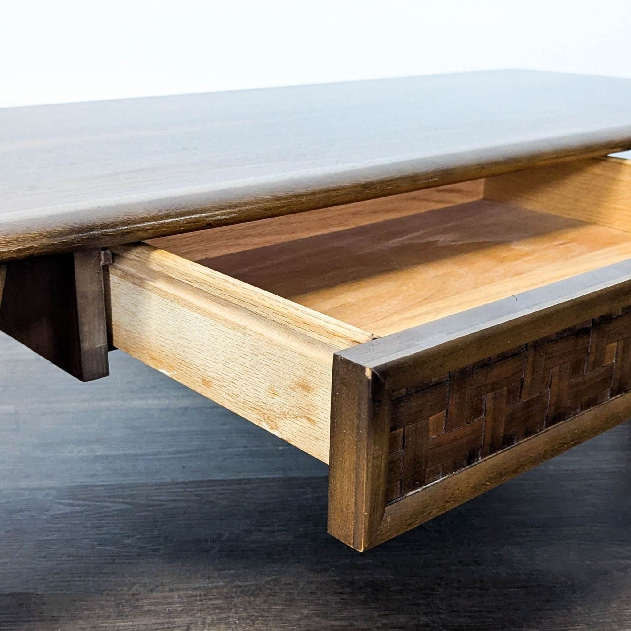 Vintage Lane Perception Surfboard Coffee Table - Thumbnail 8