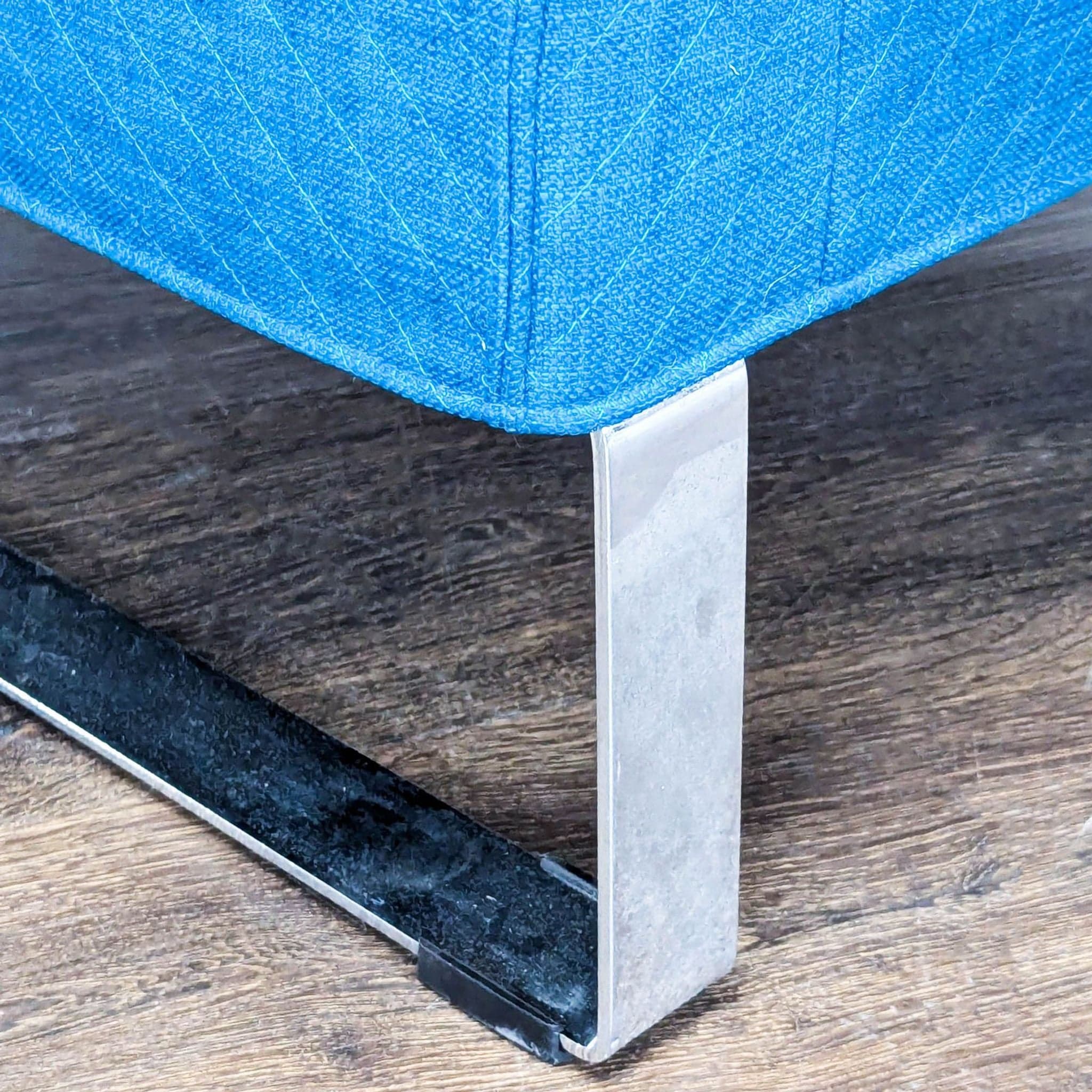 Ikea Modern Blue Lounge Chair with Metal Legs - Thumbnail 7