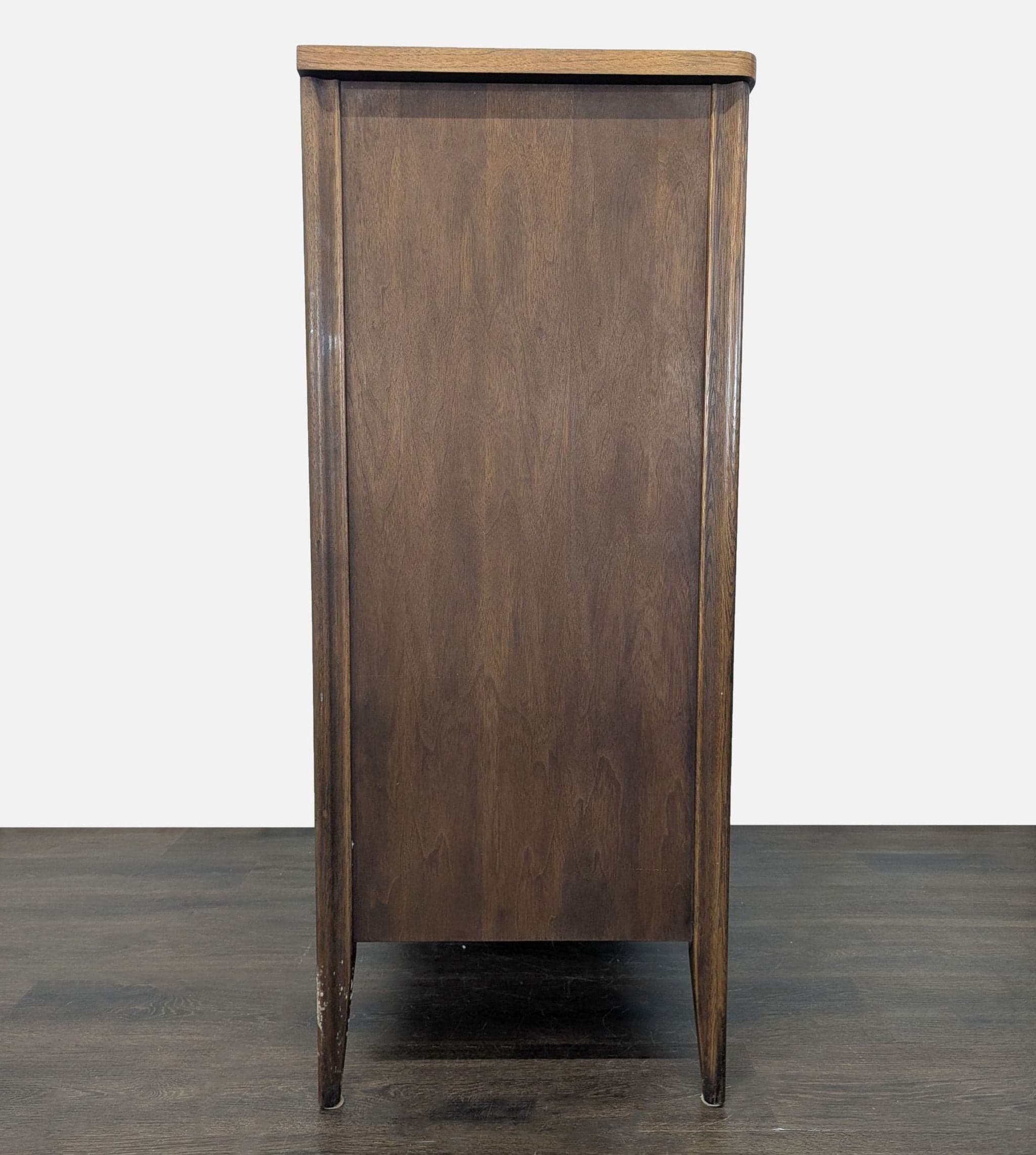Vintage 1960’s Broyhill Mid-Century Modern Tall Dresser with 5 Drawers - Thumbnail 4
